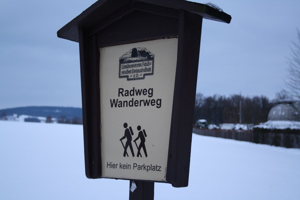 Schild Radweg/ Wanderweg by Tim Döke