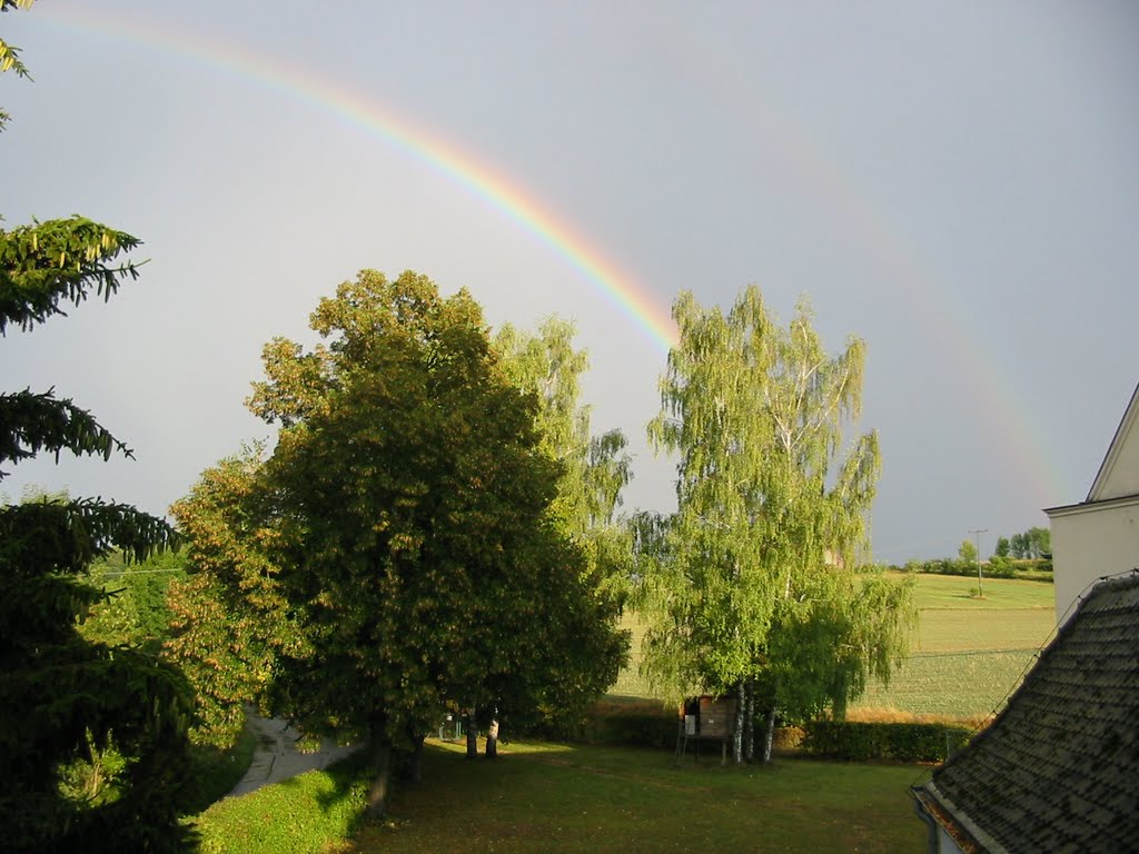 Regenbogen über Pfrombach 2005 by MichiList