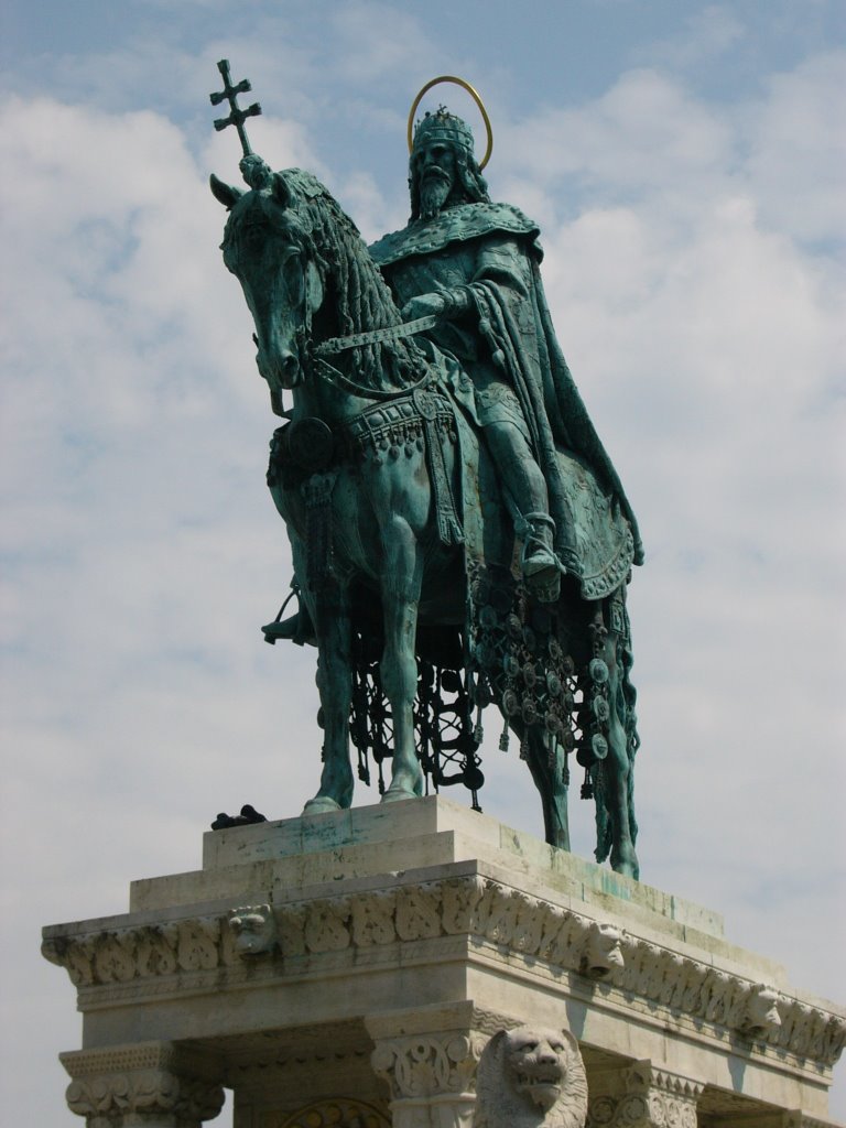 Szent István király / Equestrian Statue of St. Stefan king by GyurIca