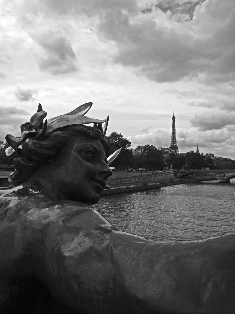 Paris, Pont Alexandre III by arniebln