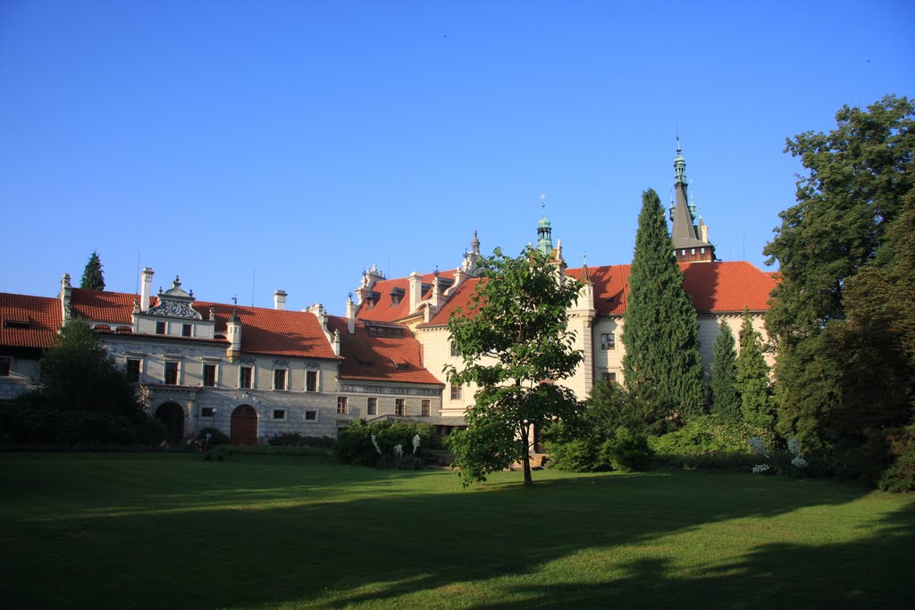 Pruhonice, Cesky Krumlov, Czeck Republic, 2010-07 by HMJ-2009