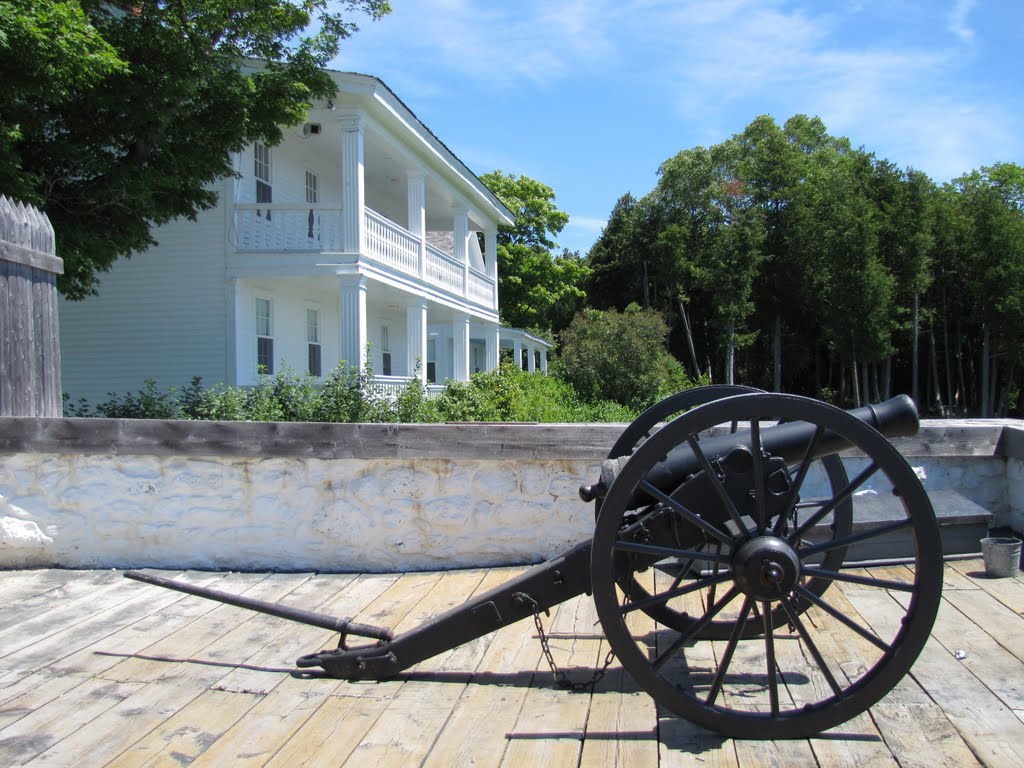 Fort Mackinac Cannon by Chris Sanfino