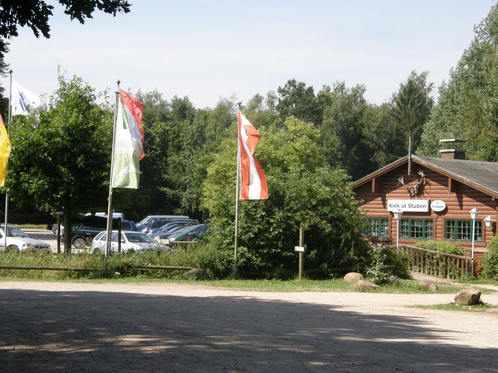 Parkplatz am Wildpark by Fotoberchtel