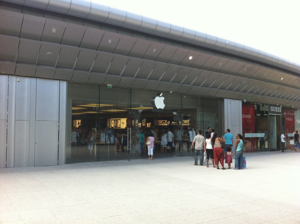 Apple store odysseum by Marsman34