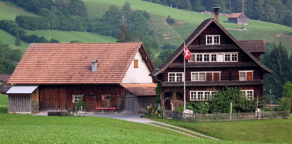 Toggenburger Bauernhaus, Gantenweg, Ebnat- Kappel by LydiaHaabKrummenauCH