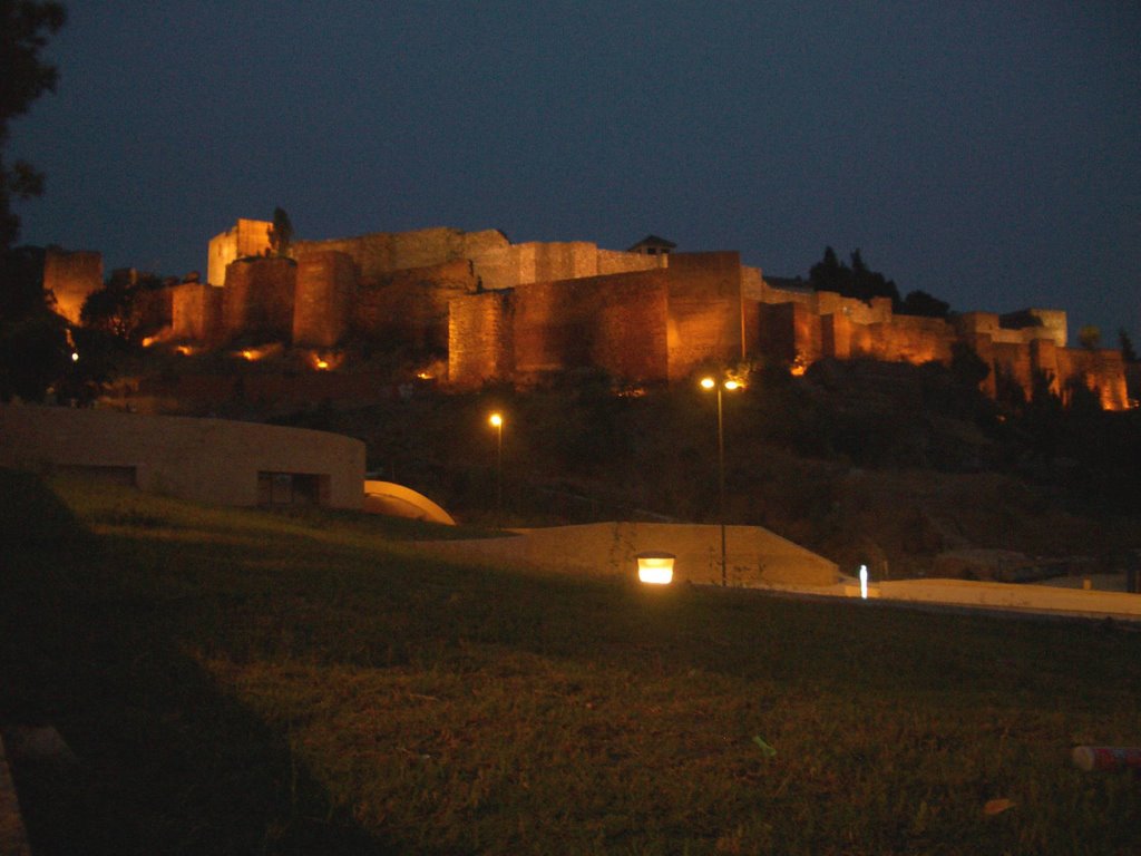 Alcazaba de Málaga by Sergio Blázquez