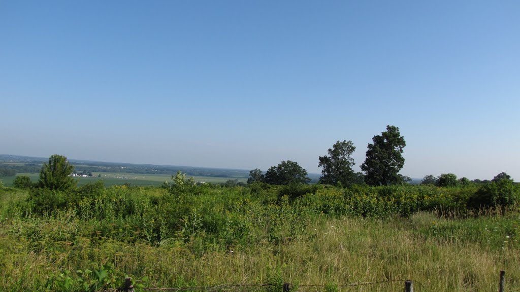 Valley outside of Genesso, NY by AscottW