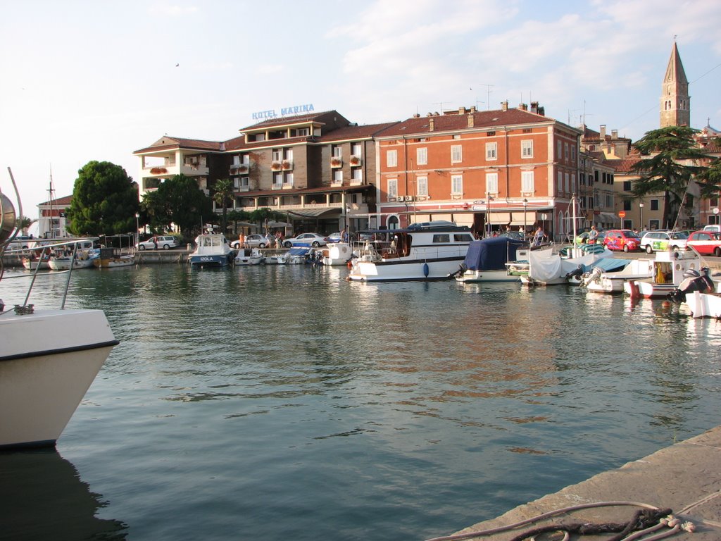 Hafen von Izola by Enno-Hameln