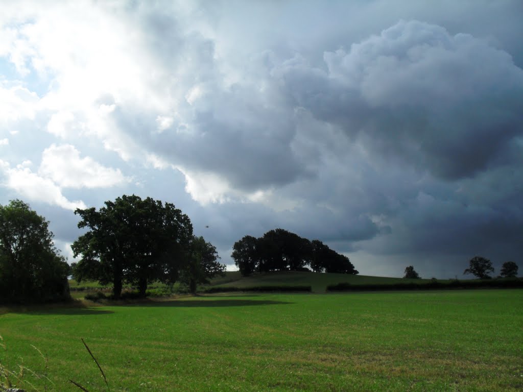 Támadás jobbról - Before Storm by Shoya