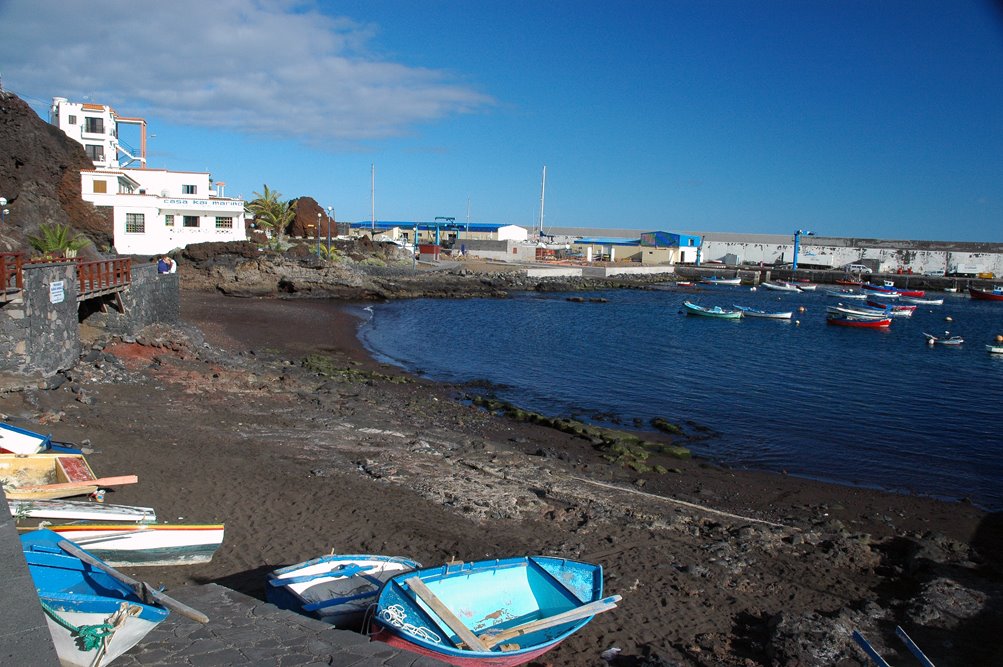 Ctra. la Restinga, 3, 38917, Santa Cruz de Tenerife, Spain by Juan Guión