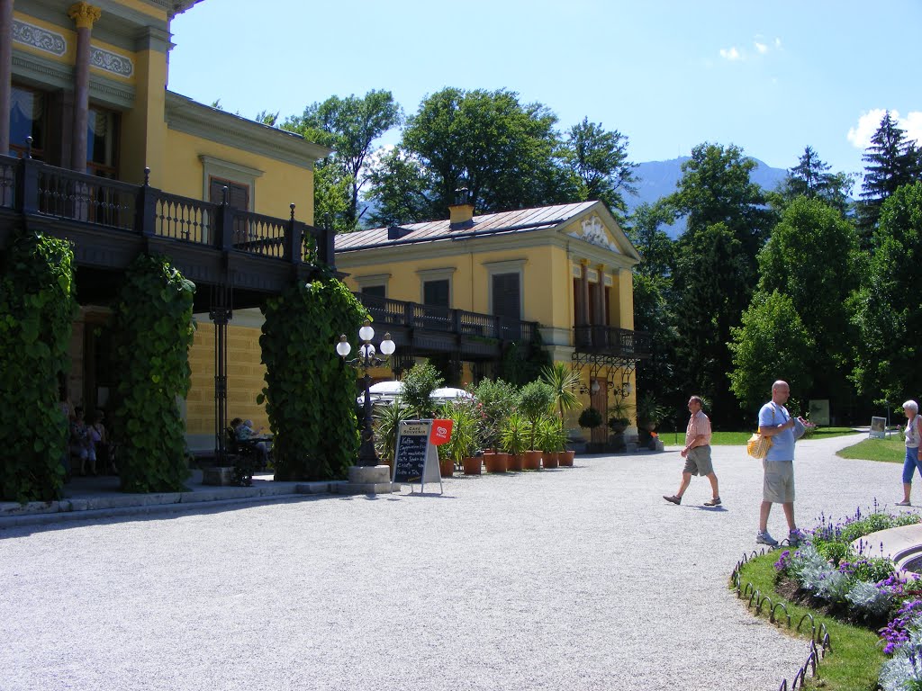 Kaiservilla Bad Ischl by Fam. Denkers