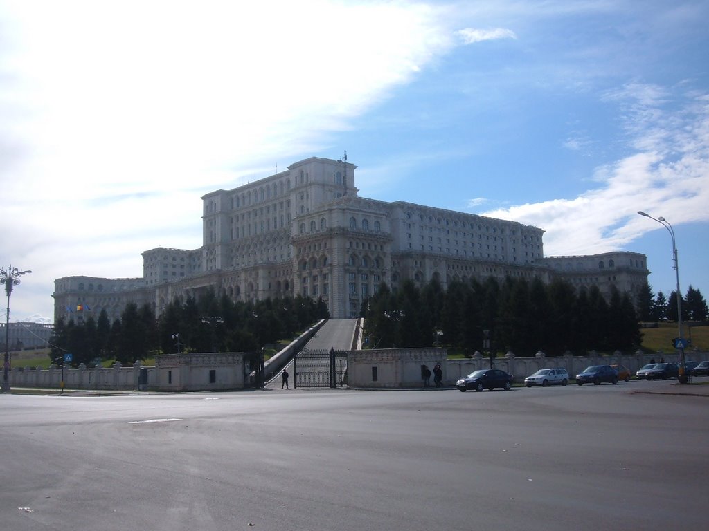 Palace of Parliament, Bucharest, Mar 2007 by dcclintonjr