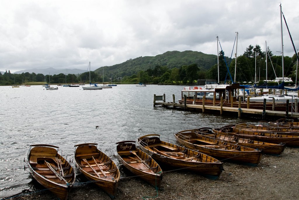 Ambleside Boats by mike bell