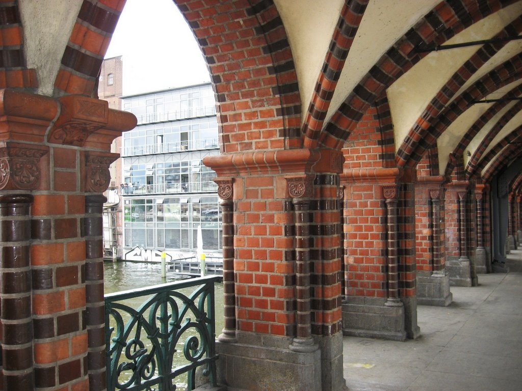 Oberbaumbrücke 5 by A.Baeyens