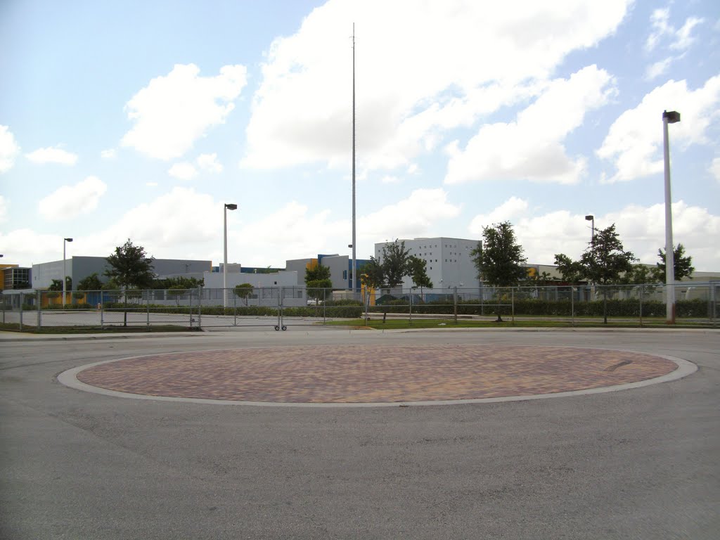 West Hialeah Gardens Elementary School - Culdesac - 11990 NW 92nd Avenue - Hialeah Gardens, FL by ACrossbow