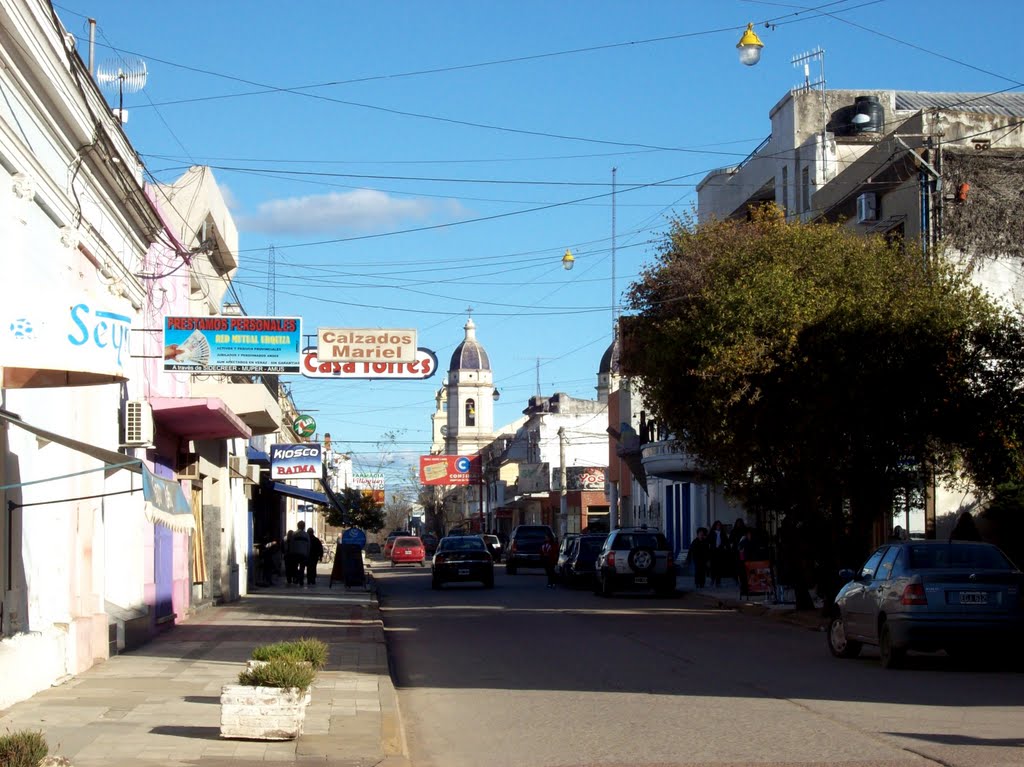 Calle San Martín by Leticia Perrouchoud