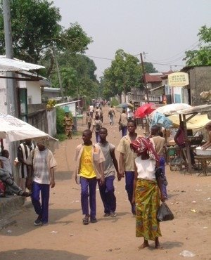 Avenue de la Blaide - Moukondo by Guillaume Marchand