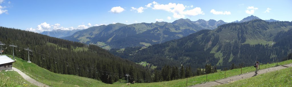 Kleinwalsertal by Ralph Clement