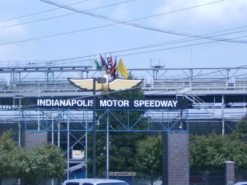 Indianapolis Motor speedway by wayneo64