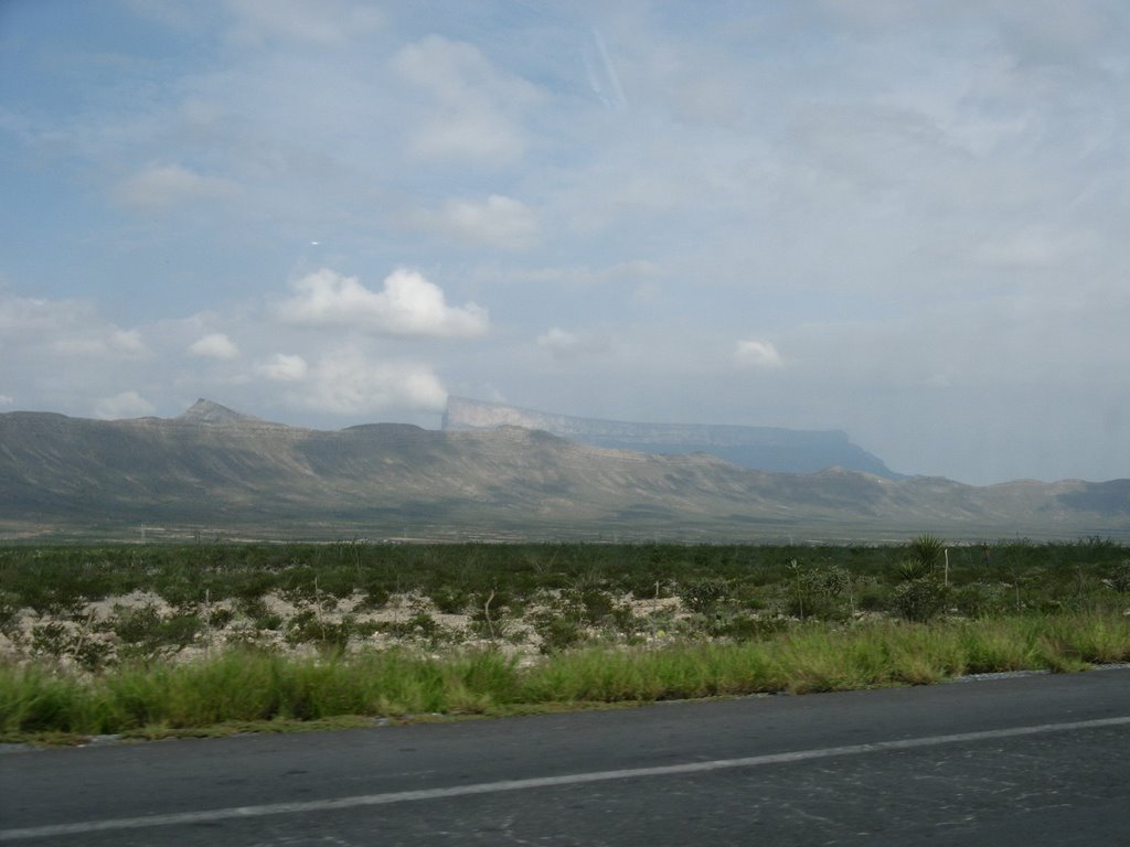 Unusually shaped mountain by fotokönig