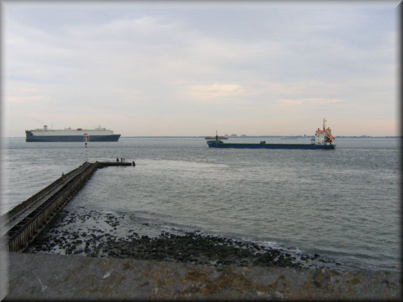 Vlissingen - Traffic at sea by FSup