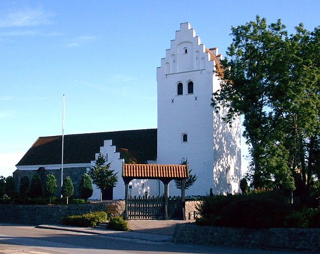 Glesborg Kirke by jeans8000