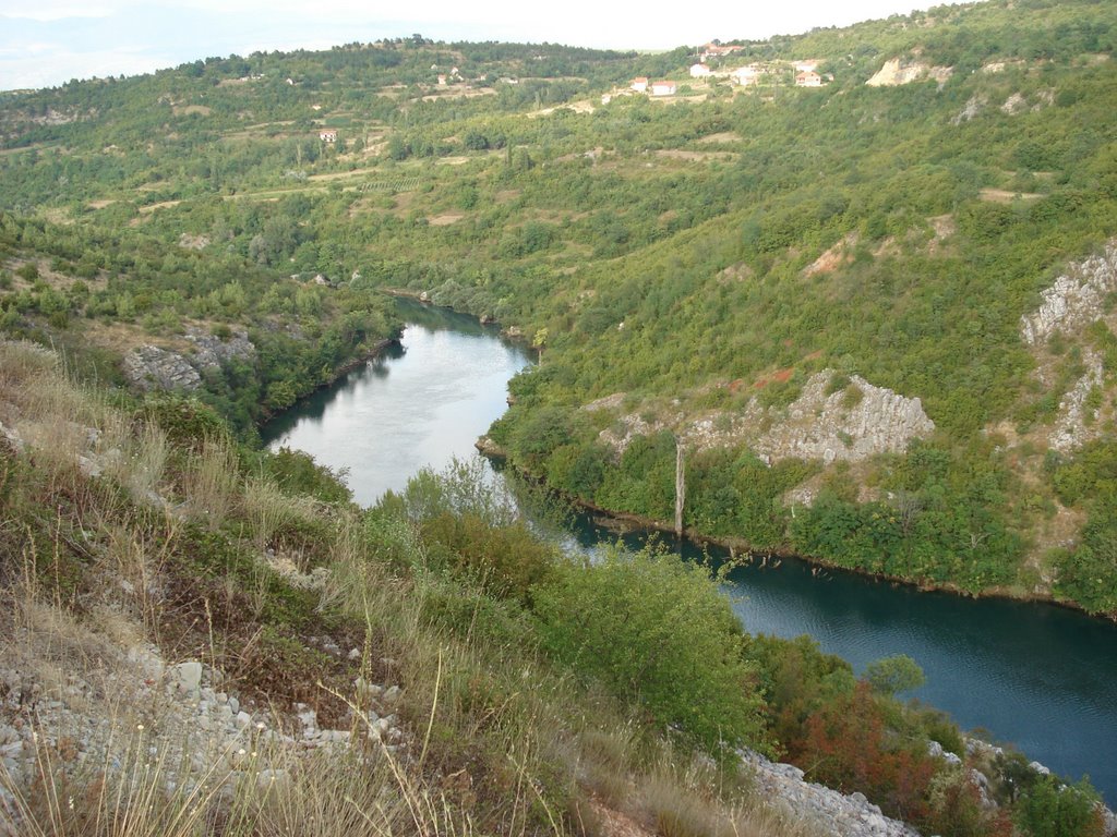 Kanjon cetine by Antonio Katavić