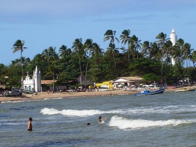 The fortress beach with the lighthouse (northern from Salvador) by Mácio