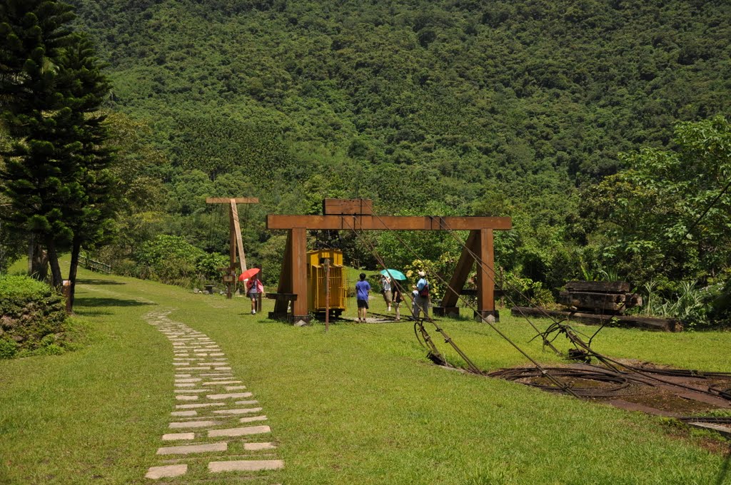 運材索道(流籠-池南森林遊樂區.2010.7.20) by willygeni