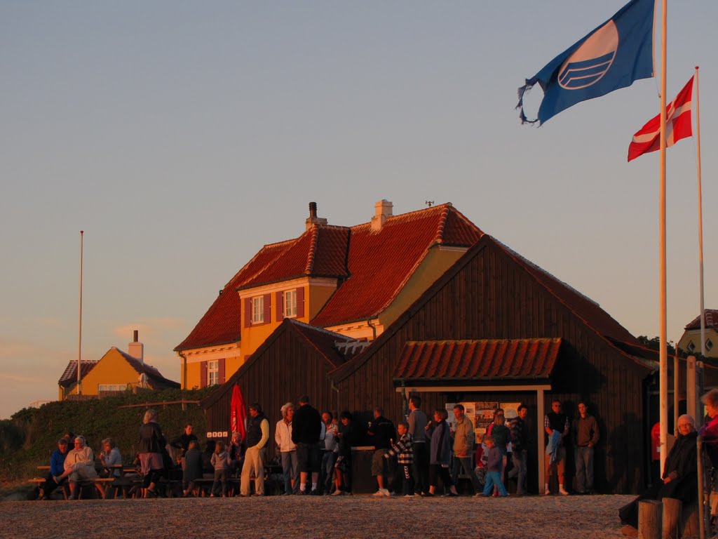 'Waiting for the sunset' - Solnedgangen, Gl. Skagen, Jutland, Denmark by Jan Sognnes