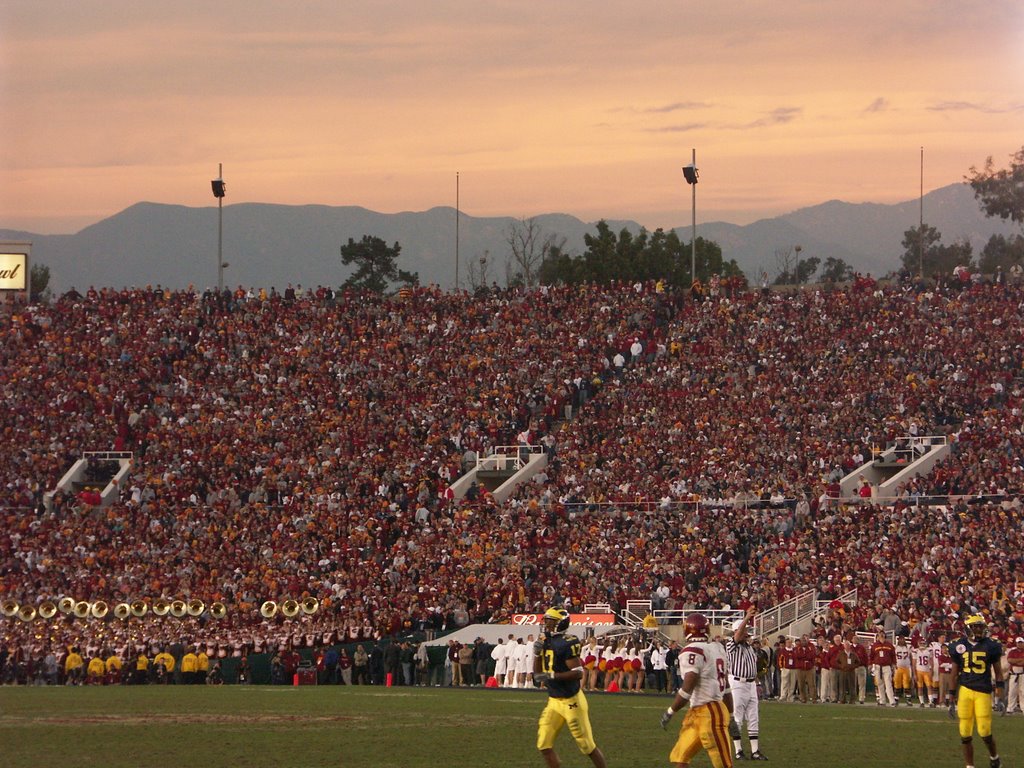 Rose Bowl at dusk by peter sanger