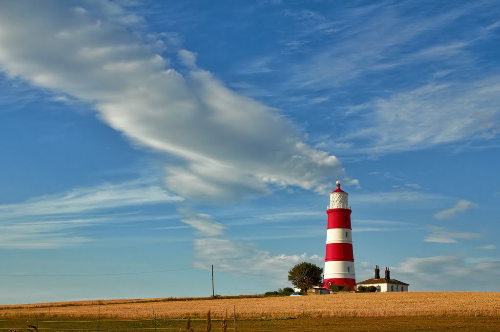 Happisburgh ( Haysbro ) lighthouse by Colin Cubitt