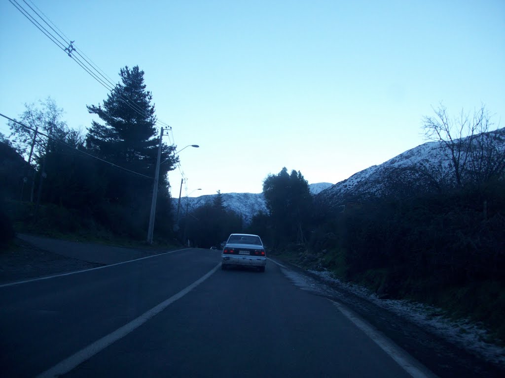 Camino al Volcán. San José de Maipo Santiago by Ignacio Paredes