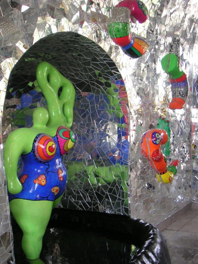 Grotte - Niki de Saint Phalle by Dagmar Bartsch