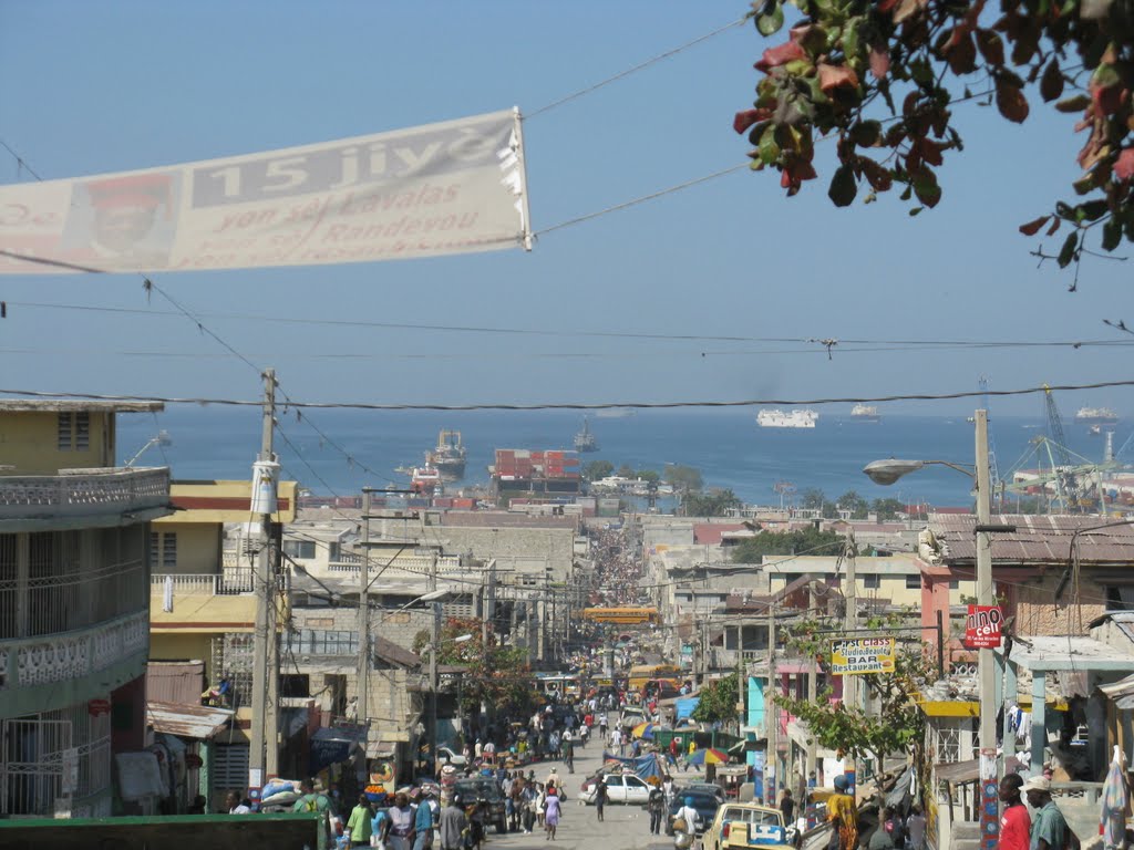 Baie de Port-au-Prince seen from Rue Macajoux. 2010Feb2 by nathanpierce