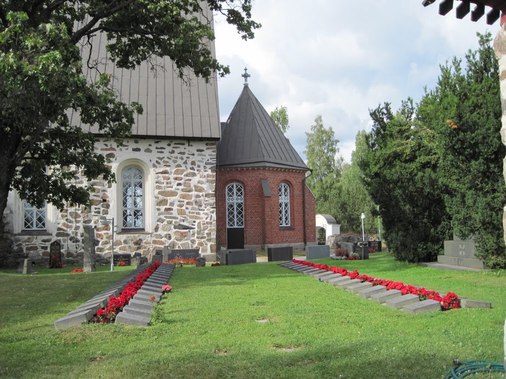 Sankarihautausmaa soldier's graves Lieto by hotarju