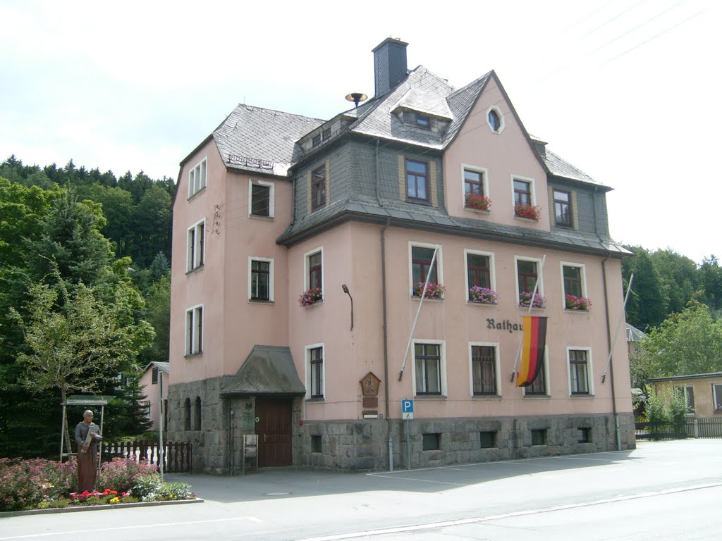 Gornsdorf, Rathaus by Andreas Schumann