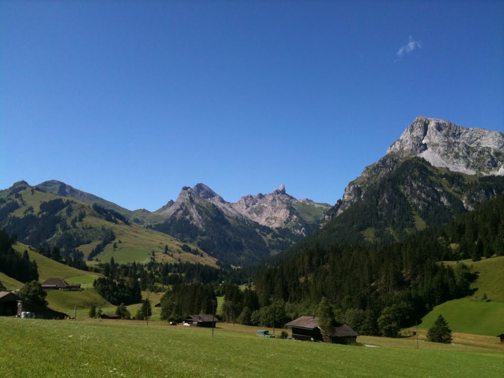 Auf dem Weg auf Grimmifurggi by Sfr