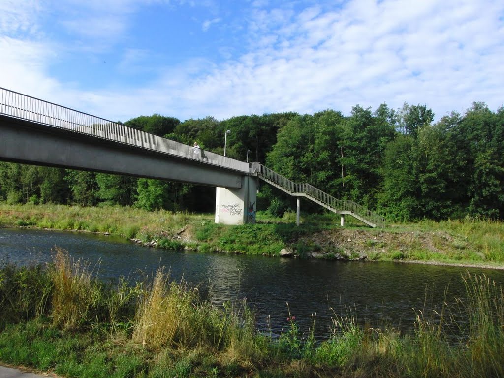 Brücke zur Jahnallee / Freibad by barny0815