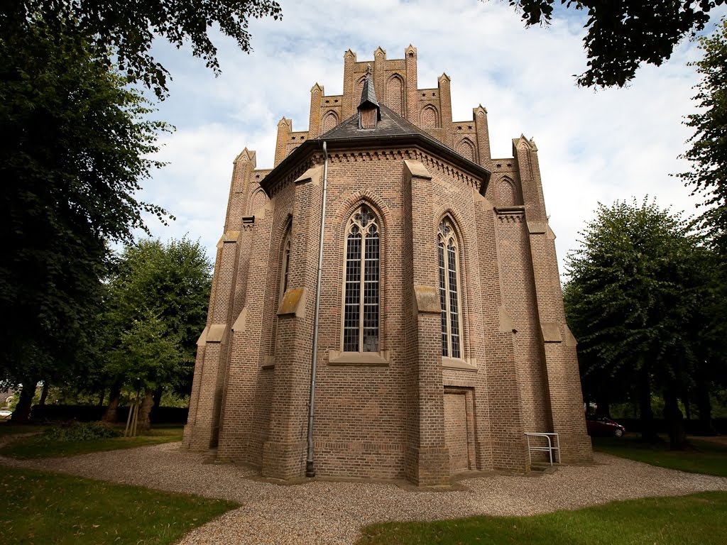 Louisendorf, Kirche , Church by Ruud Jakobs