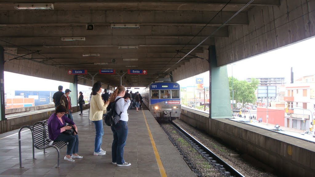 Estação Farrapos Trensurb - Porto Alegre - RS - out/2009 by Henrique de BORBA