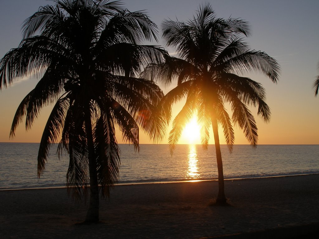 Trinidad Playa del Ancon 8 by hantier