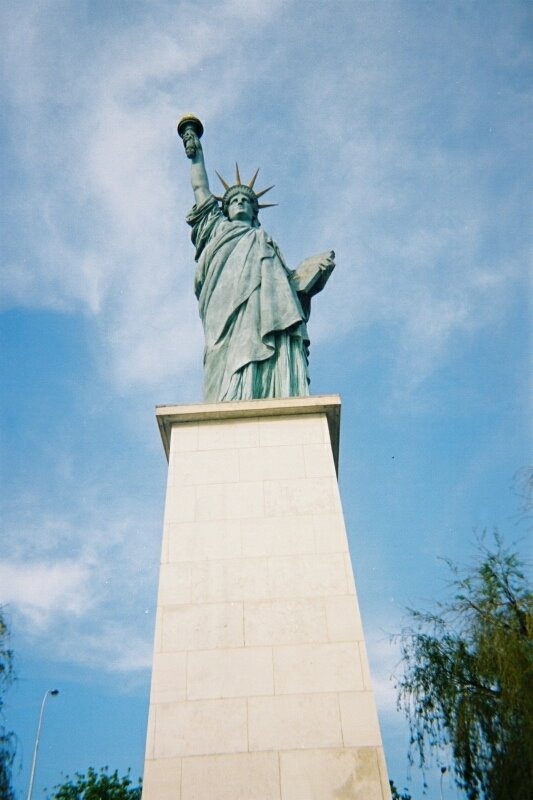 Statue of Liberty - Seine by Zeek_70706