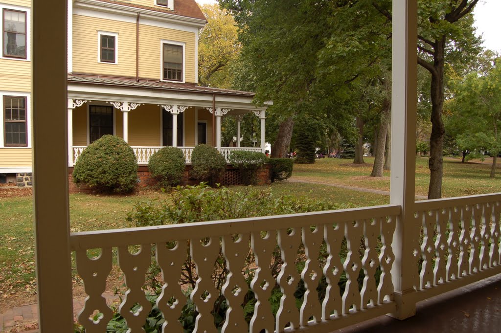 House in Nolan Park, Governors Island, NY by rononeb