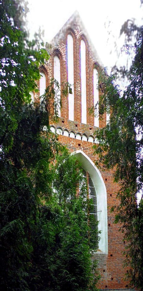 St. Maria Magdalena in Backstein by acf.acf