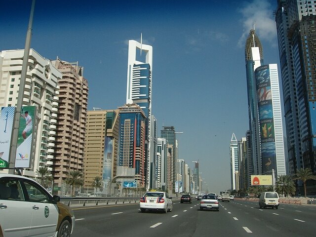 On the streets of Dubai by wani