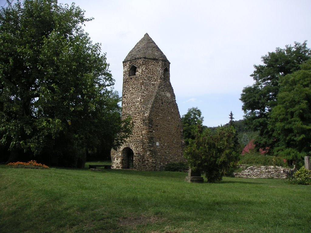 Avasi-templomrom, Szigliget, 2006. by Kertész Attila