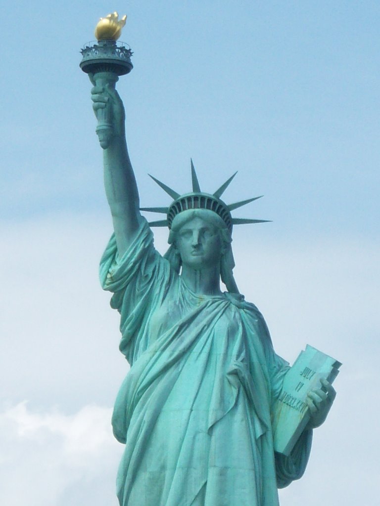 Statue of Liberty by Dr_Arjkecj