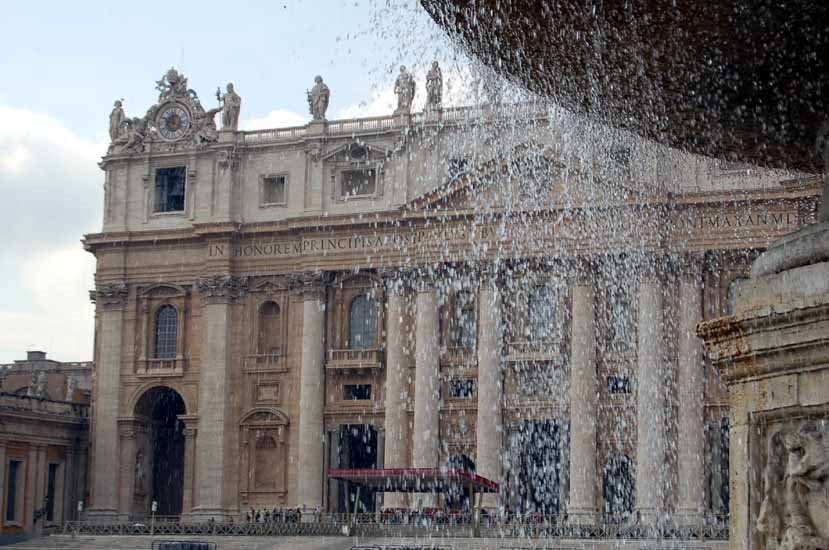 Fachada San Pedro con agua by G76 by Gabijm76