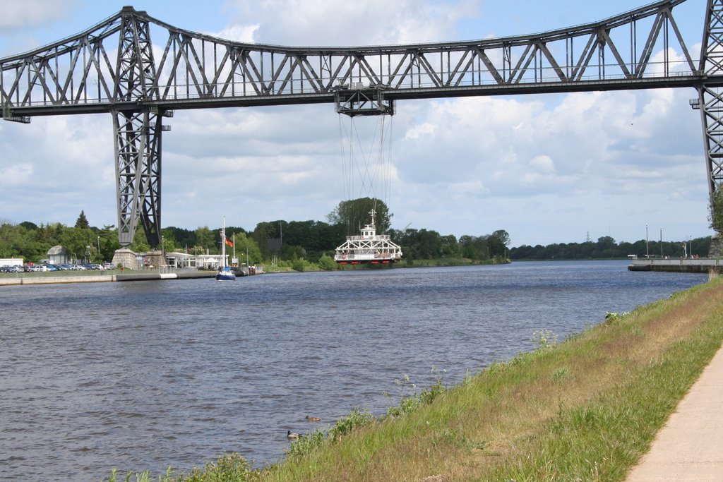 Schebefähre über Nord-Ostseekanal by snowwitch